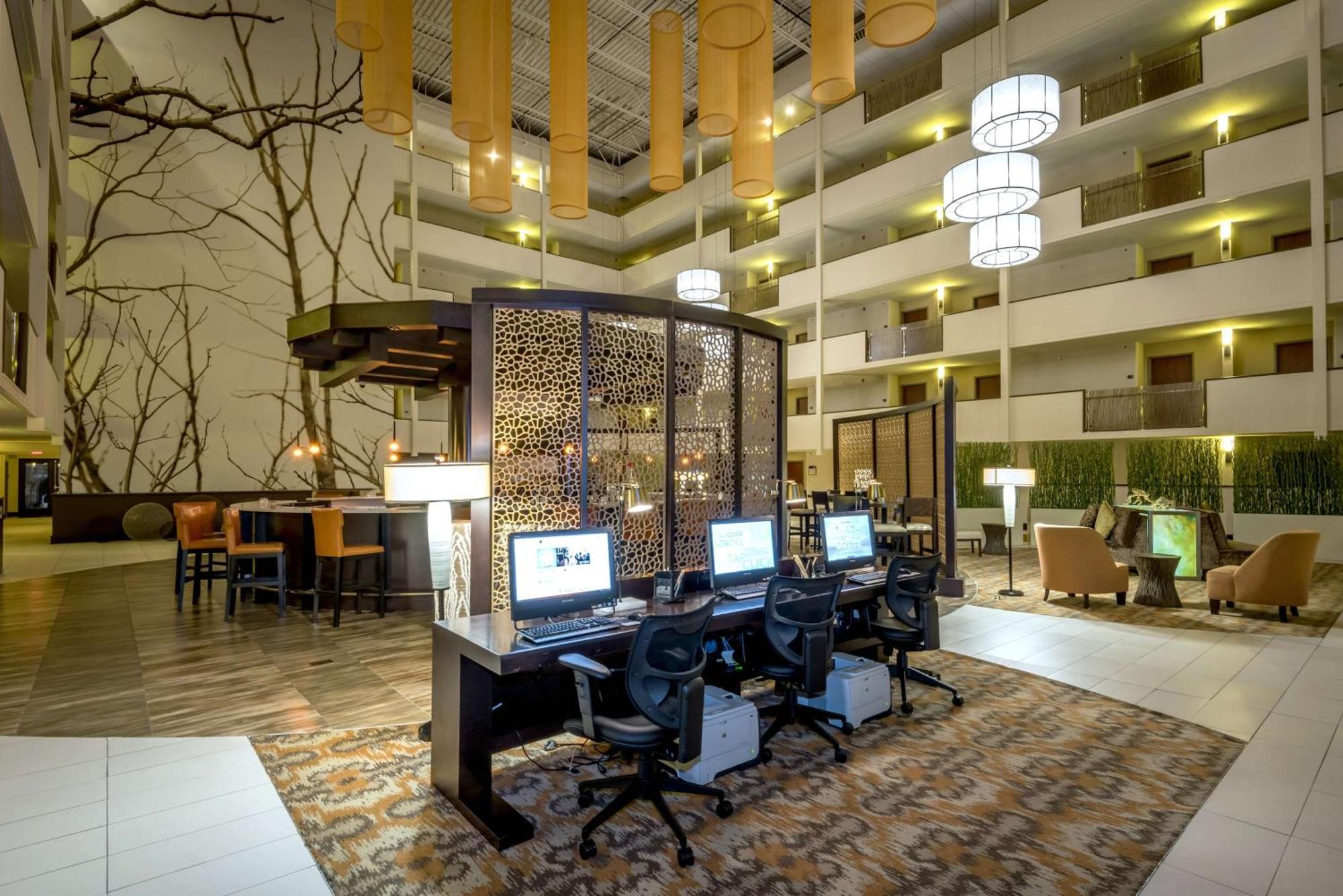 Doubletree By Hilton Montgomery Downtown Экстерьер фото