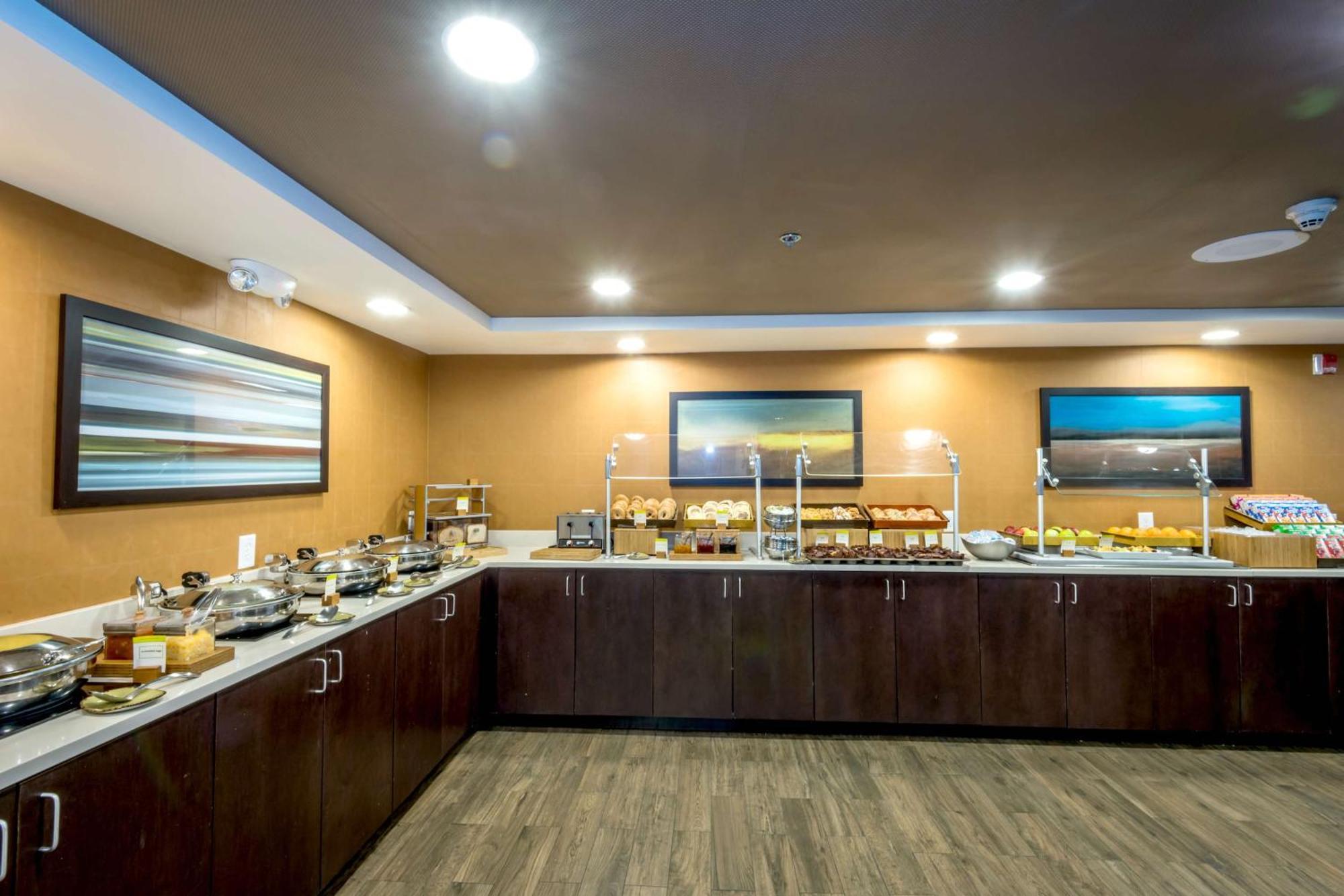 Doubletree By Hilton Montgomery Downtown Экстерьер фото